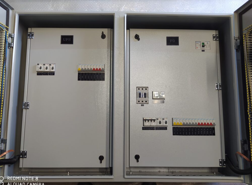 مونتاژ و سیم بندی تابلو برق و دوربین - تصویر 3